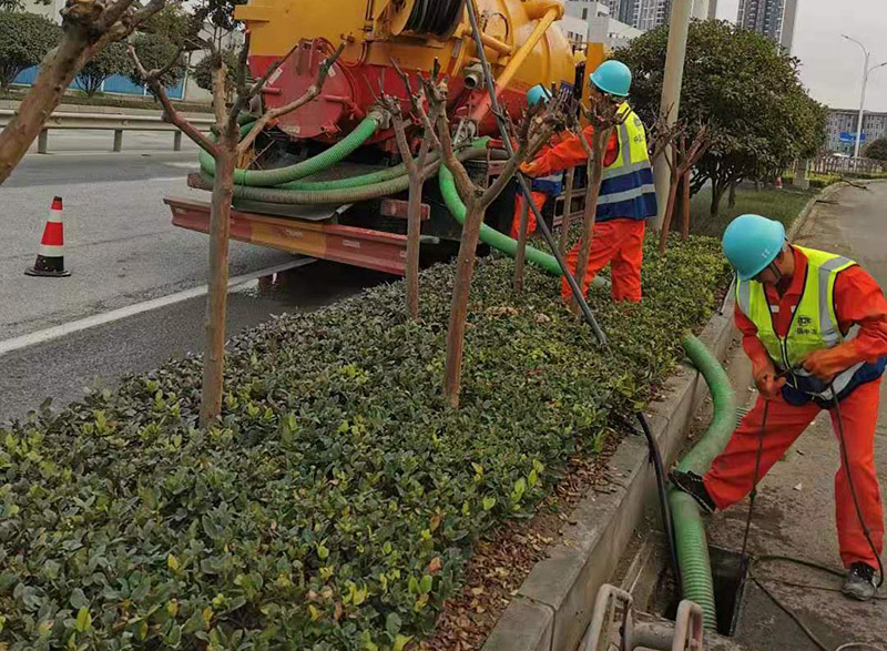 壤塘市政管道清淤